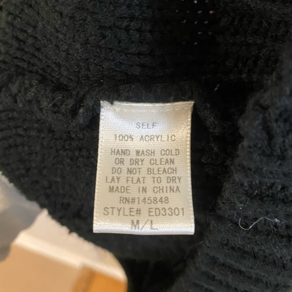 Cable knit sweater dress - Picture 3 of 4